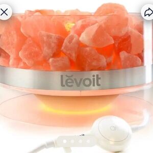 New LEVOIT Aria Himalayan Salt Lamp with box